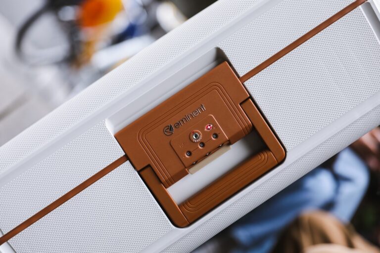 How to Maximize Space in Your Suitcase with Smart Packing
